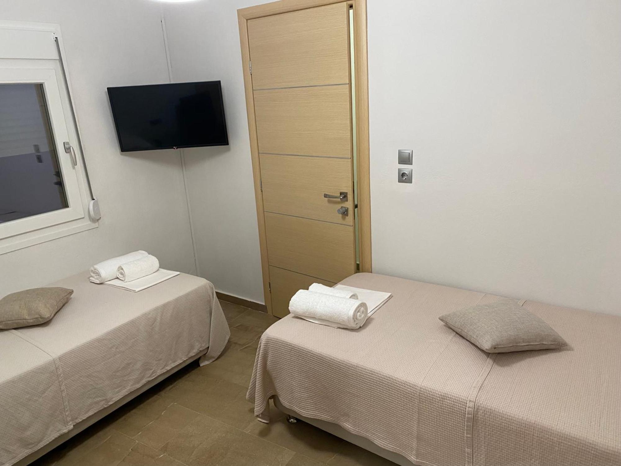 Korelis Apartments 阿亚安娜 外观 照片