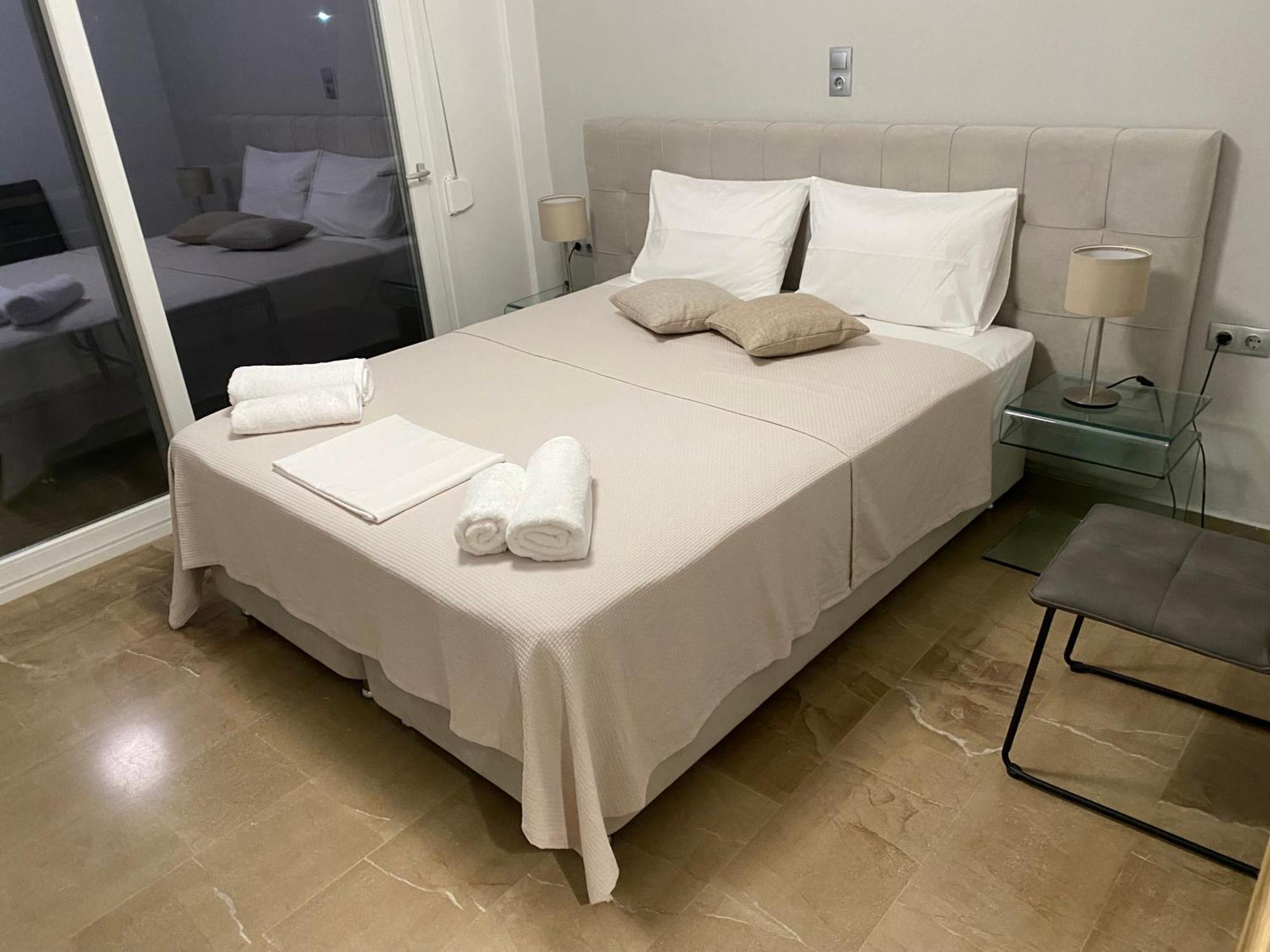 Korelis Apartments 阿亚安娜 外观 照片